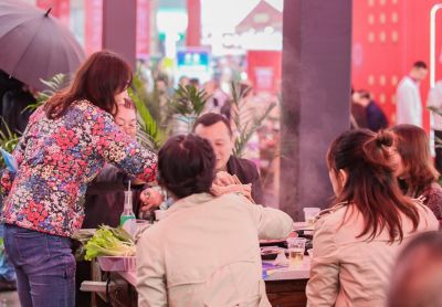 盤錦開火鍋加盟店，如何在起步時領先一步？