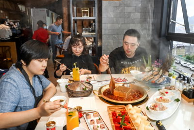 桂林開火鍋加盟店，如何才能擁有穩定的客源？