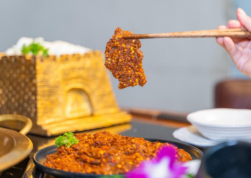 火鍋店這樣裝修，看起來雅致又大氣！