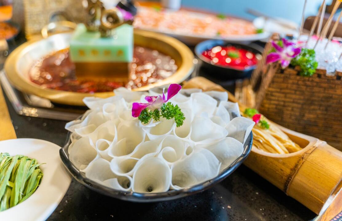 尚志開(kāi)火鍋加盟店，如何擴(kuò)大消費(fèi)群體？