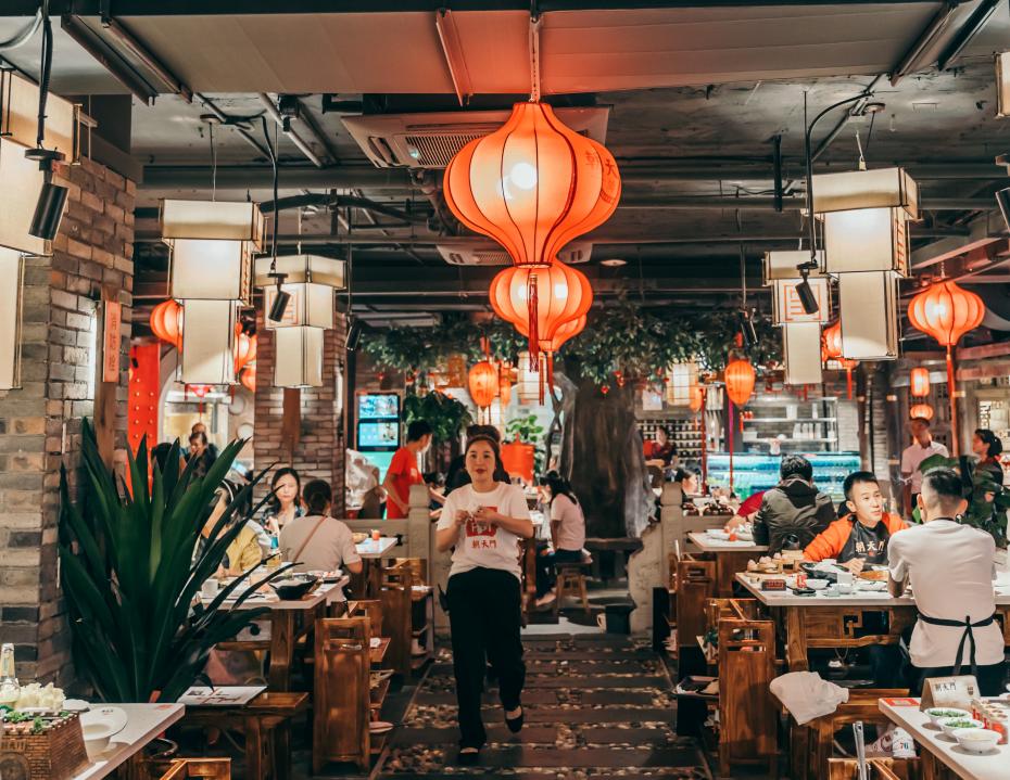 沒(méi)經(jīng)驗(yàn)怎么開火鍋店？從選品牌到簽約要注意什么？